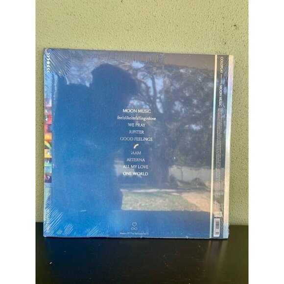 ColdPlay Moon Music Vinyl SIgned Card New Sealed Chris Martin Xmas Present! - Picture 4 of 6